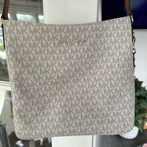 Michael Kors crossbody purse